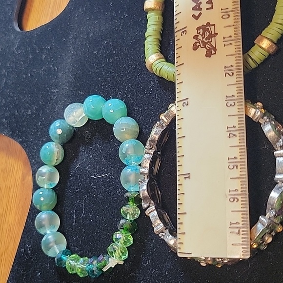 Set of 3 green bracelets - Picture 7 of 8